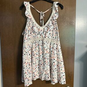 Torrid White Ruffled Tie Front Tank Top